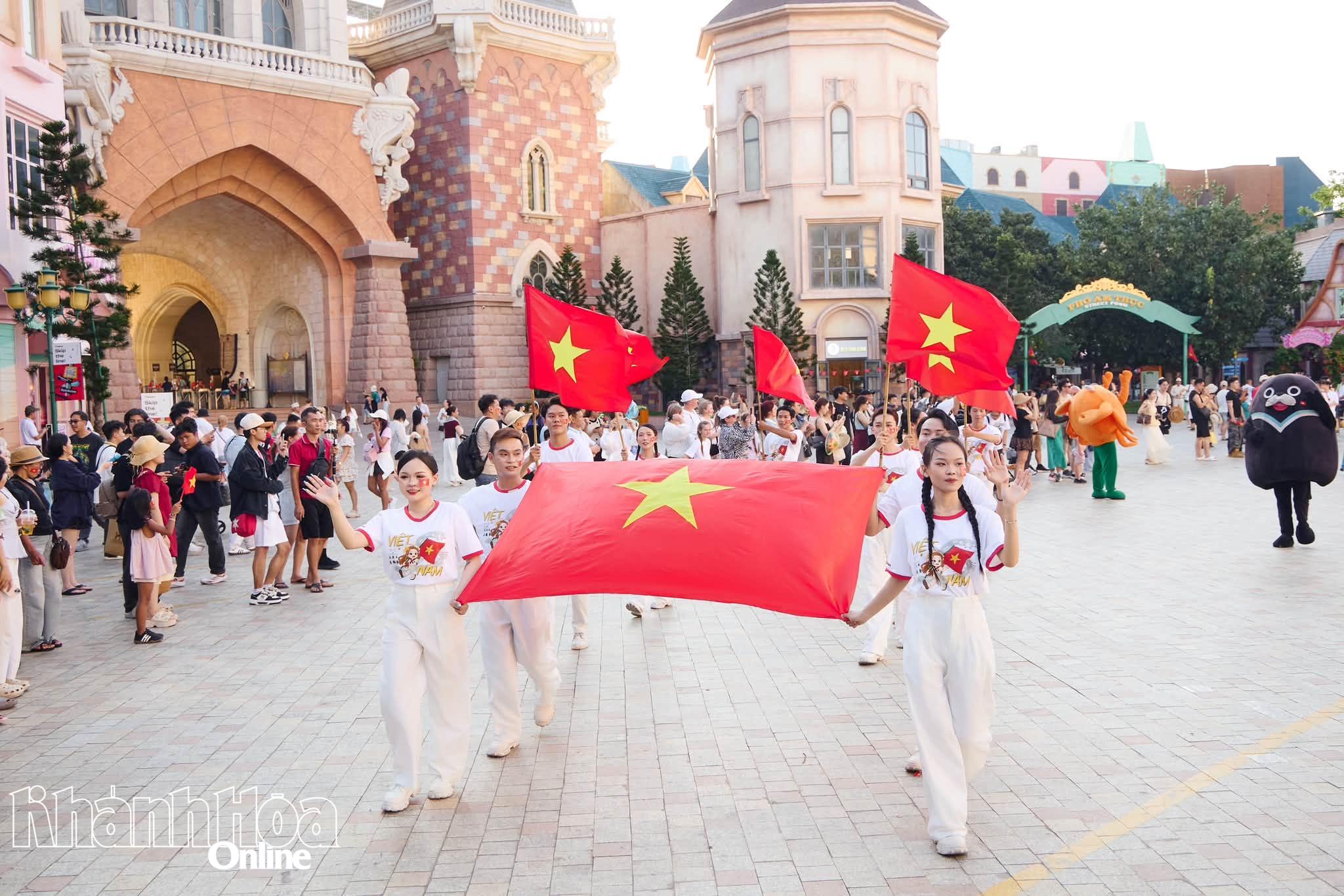 Đưa du lịch Khánh Hòa trở thành ngành kinh tế mũi nhọn